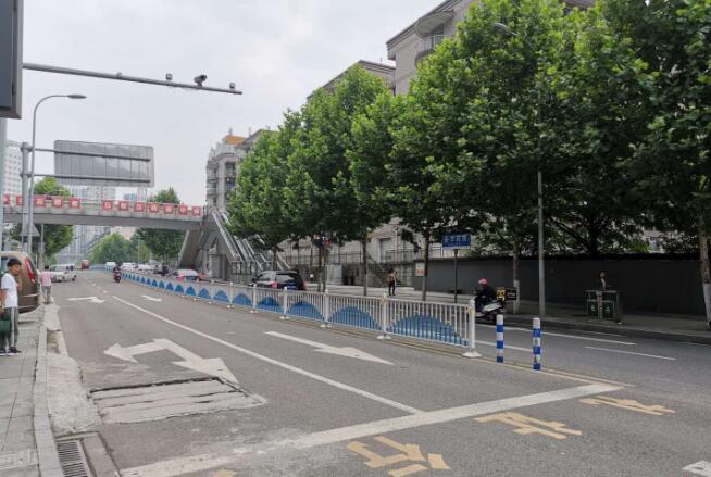 当街杀妻案目击者:凶手捅人后没想跑 说早不想活了