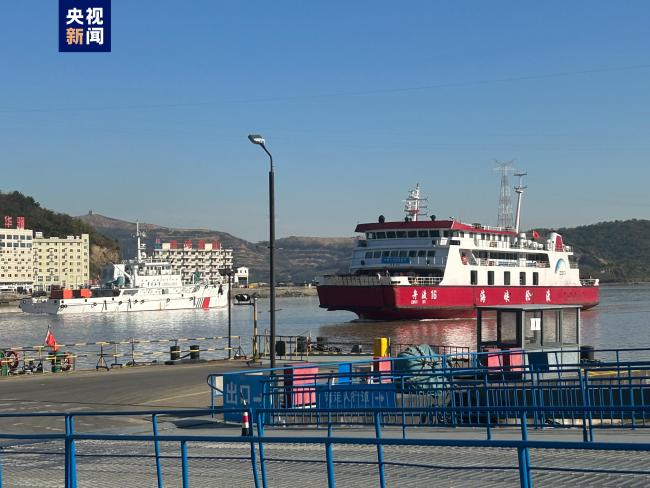 受寒潮影响 浙江宁波海上主要客运航线大范围停航